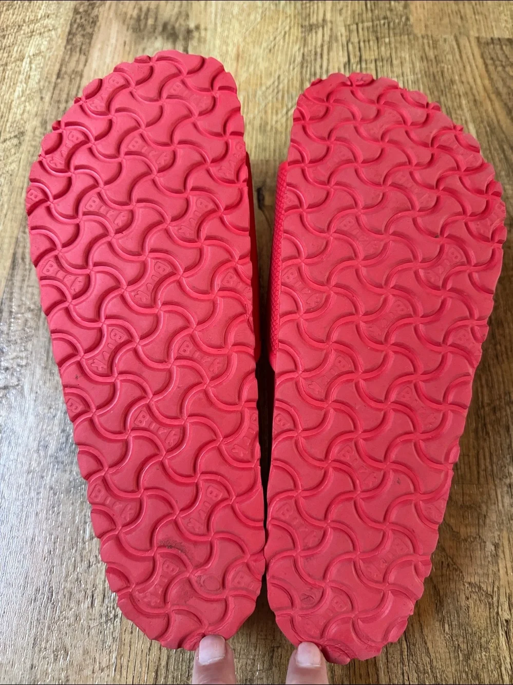 Women's Birkenstock Barbados EVA Red Slide Sandals Sz: 11 NWOT ✨